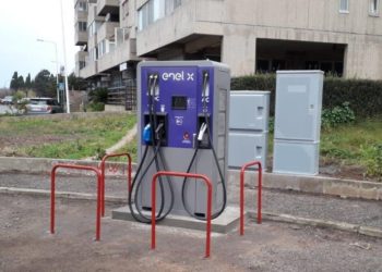 Anche in Sardegna la ricarica veloce delle auto elettriche.