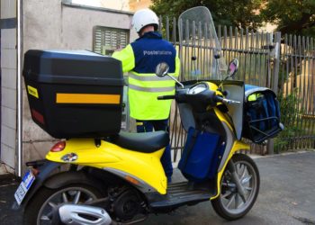 A Cagliari e nel Sud Sardegna in servizio i nuovi motocicli di Poste Italiane