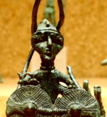 Mirtò inaugura lo showroom delle maschere antiche al Carnevale di Tempio