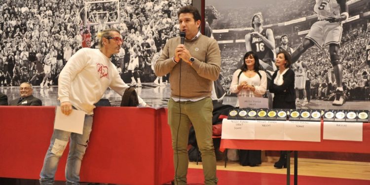 Nella piscina di Terramaini, a Cagliari, si ritorna alla normalità