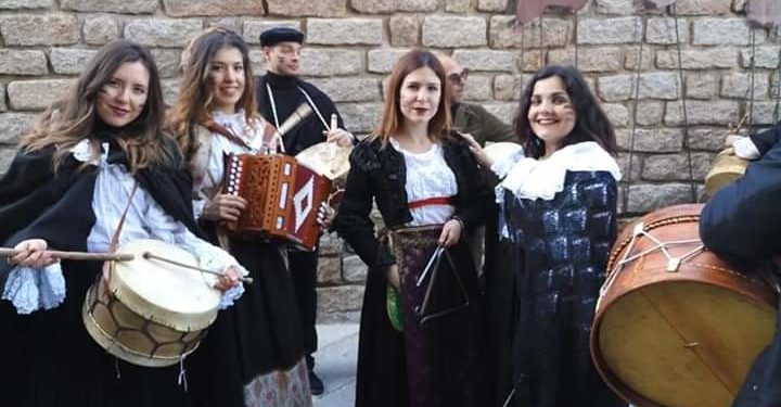 Intervista a Myriam Costeri, apustis de s’adòbiu in sa scola de sardu de Santu Giuanni Suèrgiu