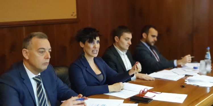 M5S: «La Giunta Solinas pensa ancora alla moltiplicazione delle poltrone»