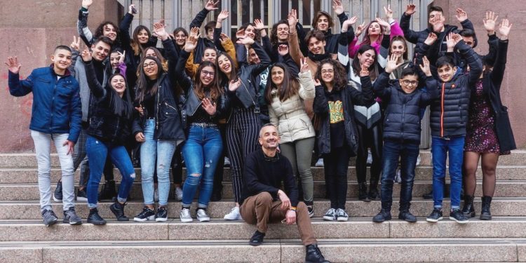 Un bullo da palcoscenico a Sassari per la Corsa in rosa