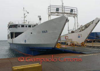 Nuova ordinanza regionale: trasporti su terra ridotti del 50%, collegamenti ridotti con le isole minori