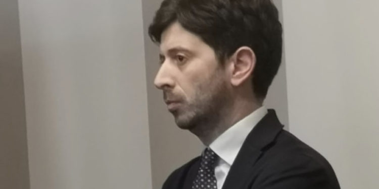 Ordinanza del ministro della Salute Roberto Speranza con misure urgenti di contenimento del Coronavirus