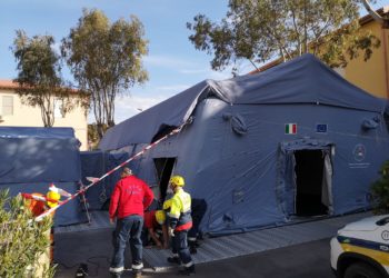 Tende di emergenza sono state sistemate all’ospedale SS Trinità di Cagliari