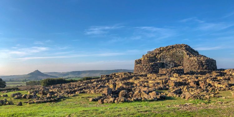 Debutto positivo per il seminario digitale sul sito Unesco di Su Nuraxi di Barumini