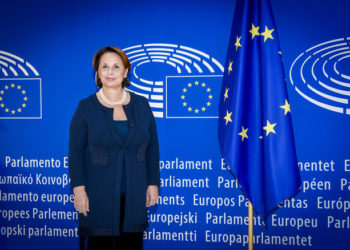 Luisa Regimenti (Lega): «La UE adotti il protocollo unico per tamponi e crei task forse su epidemie»