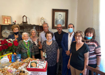 Porto Torres festeggia i cent’anni di zia Caterina Piga