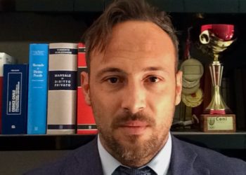 Sassari: crolla una parte della facciata di una palazzina a Santa Maria di Pisa