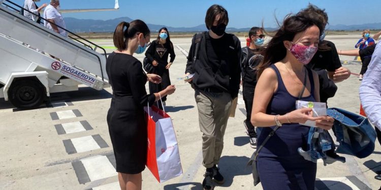 Coldiretti Cagliari accoglie i turisti con il gel igienizzante al mirto