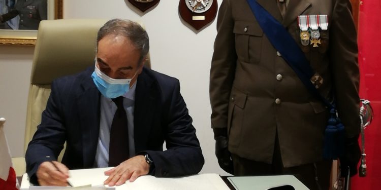 Giulio Calvisi (Difesa): «Auguri al Corpo Militare e al Corpo delle Infermiere Volontarie della Croce Rossa»