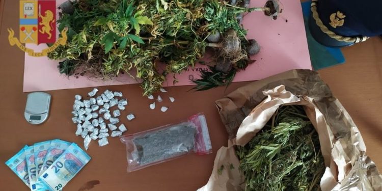 Arrestati, a Quartu, un 28enne ed un 49enne ed un terzo indagato in stato di libertà, per detenzione e spaccio di sostanze stupefacenti