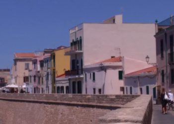 Il centrosinistra algherese: «Grazie alla denuncia dell’opposizione, la maggioranza fa dietrofront sull’Imu, ma non recede sulla Tari»