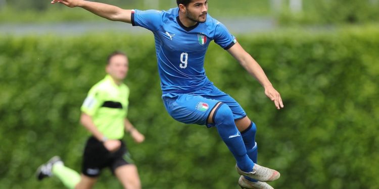 Torres: annunciato l’arrivo dell’attaccante Danilo Ruzzittu