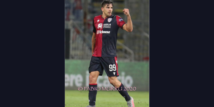 Live dalla Sardegna Arena: la gioia di Giovanni Simeone dopo il goal del 2 a 0 sulla Juventus