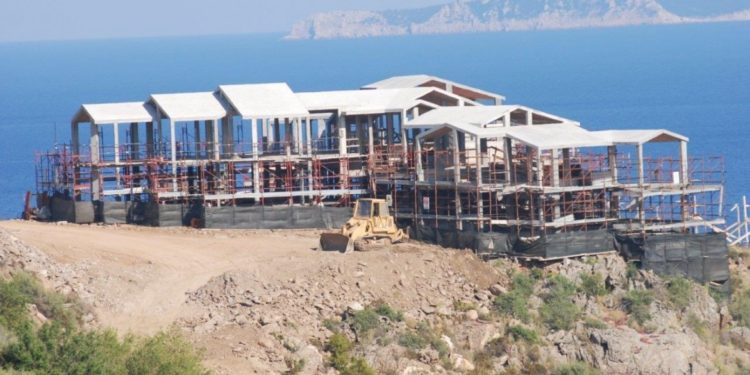 Liberu: «L’interesse generale dei Sardi sia quello di tutelare le coste»