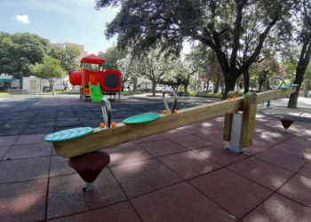 Sassari: nuovi giochi per i giardini pubblici di viale Italia