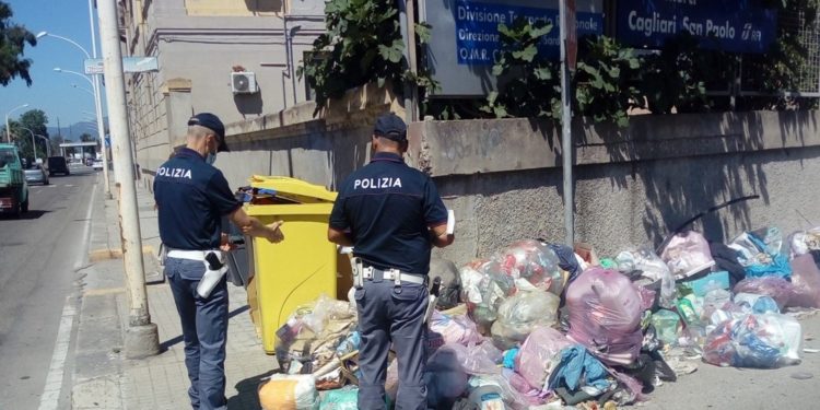 La Polizia ha individuato, a Cagliari, i responsabili dell’abbandono di rifiuti nello scalo ferroviario