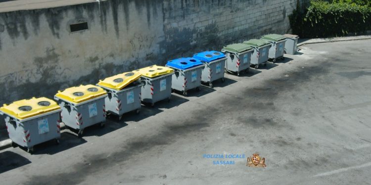 Foto-trappole senza pietà a Sassari: oltre 70 sanzionati per abbandono di rifiuti in meno di una settimana