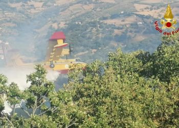 Incendio a Burgos, sul posto i vigili del fuoco