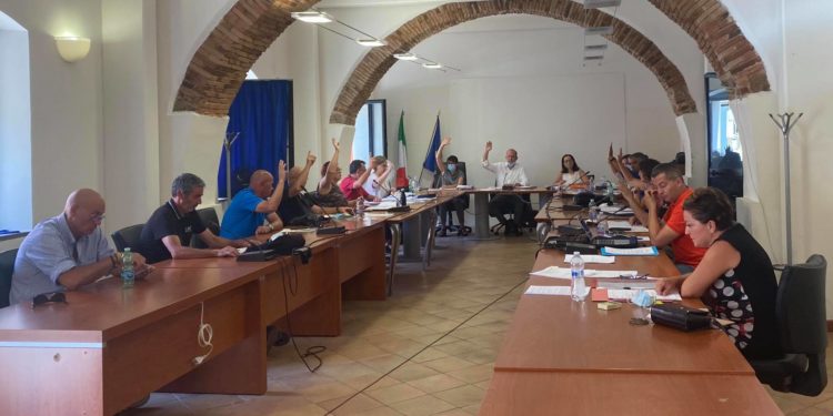 Tortolì: il Consiglio comunale dà il via libera al Dup