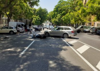 Cagliari: incidente stradale in centro, una persona in ospedale