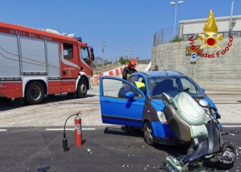 Olbia: incidente nella zona industriale, sl posto i vigili del fuoco