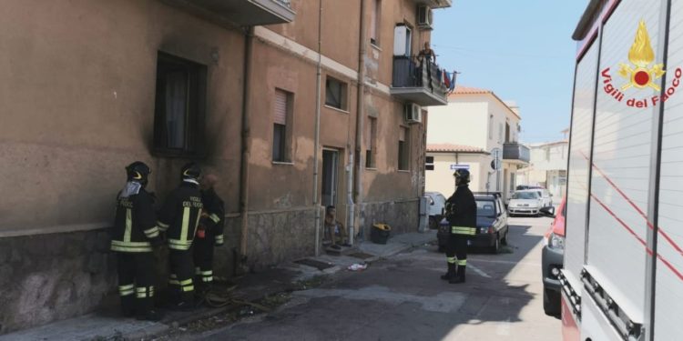 Olbia: principio d’incendio in un appartamento, sul posto i i vigili del fuoco