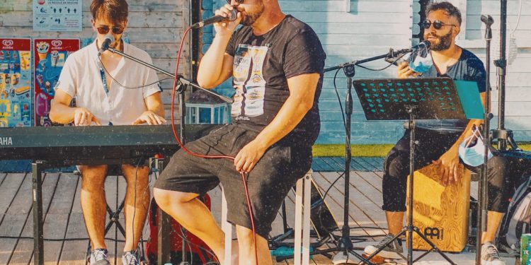 Il 28 e 29 agosto, in piazza del Popolo, a Pula, il meglio della musica italiana, da Mogol agli 883