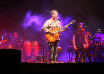 Nell’estate a corto di grandi eventi, Daniele Silvestri regala all’isola due serate speciali