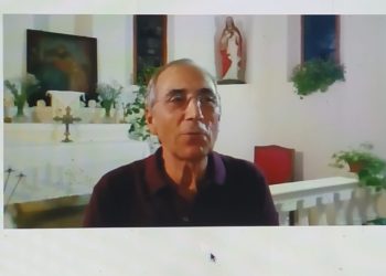 Apustis de s’adòbiu in Arresi, cun su professori Dante Olianas fueddaus de pregadorias e de launeddas