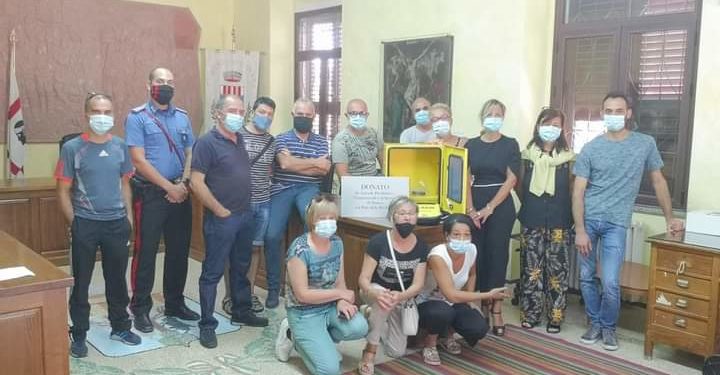 Tonara: dall’associazione degli artigiani e commercianti tonaresi un defibrillatore per i cittadini