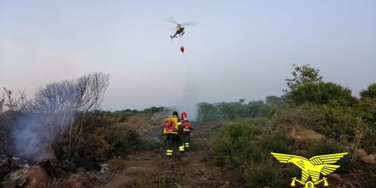 Domato l’incendio a Burgos, 9 i roghi sviluppatisi oggi in Sardegna