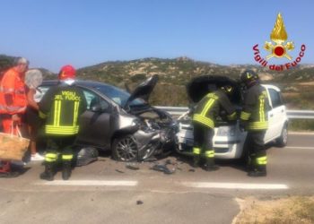 Olbia: incidente stradale nei pressi di Vaccileddi, 4 persone in ospedale