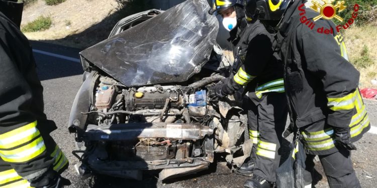 Incidente sulla strada per Alghero, una persona in ospedale