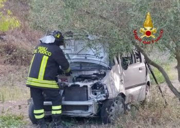 Incidente stradale nei pressi della Guasila-Villafranca, sul posto i vigili del fuoco