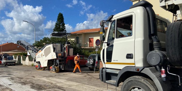 Rifacimento asfalti: iniziati i lavori nel quartiere Salamagna di Sennori