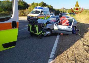 Arzachena: incidente stradale sulla panoramica per Monticanaglia, sul posto i vigili del fuoco