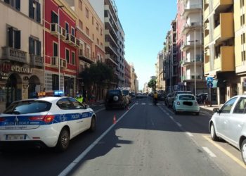 Cagliari: incidente stradale in centro, una persona in ospedale