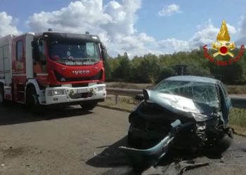 Incidente stradale tra Milis e Narbolia; una persona in ospedale