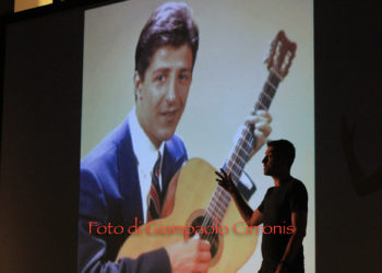 Lo spettacolo di Andrea Scanzi su Giorgio Gaber, il 19 e 20 settembre, ad Ulassai e Cagliari, al festival “Rocce Rosse Blues”