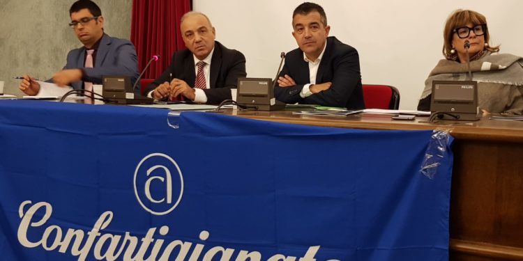 Dalla Regione 15 milioni di euro per le 34.500 imprese artigiane sarde