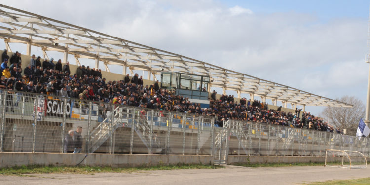 Il derby Carbonia-Torres che aprirà il campionato di serie D, verrà disputato a porte chiuse