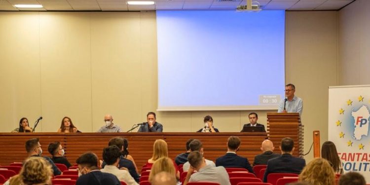 E’ nata ieri a Cagliari “Fantasia politica”, nuova formazione della politica regionale