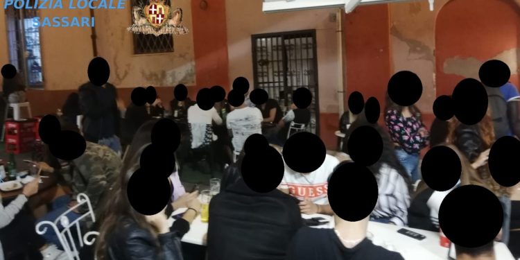 A Sassari due locali sono stati sanzionati per il mancato rispetto delle norme contro il Coronavirus