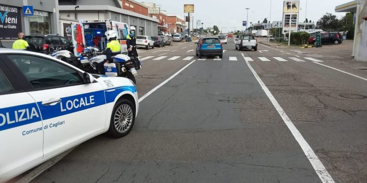 Cagliari: 24enne investita in viale Monastir, sul posto la Polizia locale