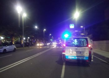 Cagliari: un’auto investe una 14enne, sul posto la Polizia locale