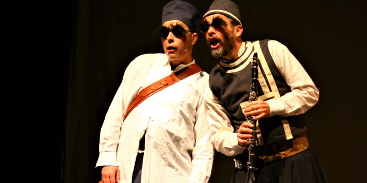 Stagione di teatro all’aperto, giù il sipario: atto finale, sabato 17 ottobre, della rassegna d’inizio autunno targata Cada Die Teatro