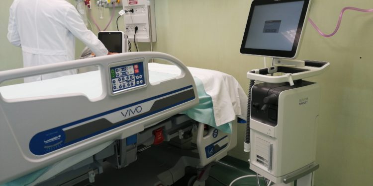 Tre ventilatori polmonari per la nuova terapia intensiva Covid all’Aou di Sassari